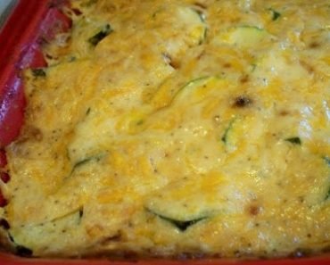 EASY Cheesy Zucchini Casserole