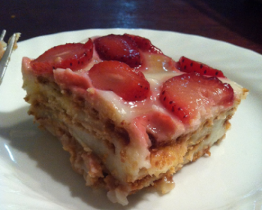 Strawberry-banana icebox cake