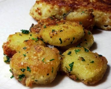 Parmesan Garlic Roasted Potatoes