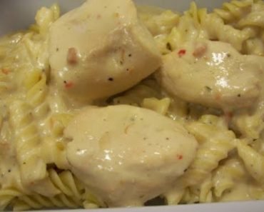 Slow-Cooker Creamy Chicken