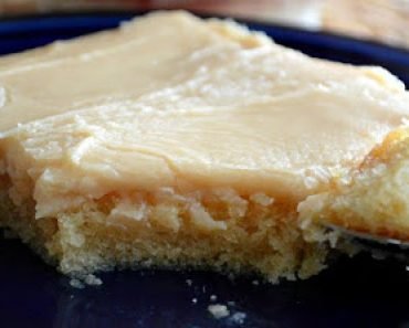 PEANUT BUTTER TEXAS SHEET CAKE WITH PEANUT BUTTER ICING