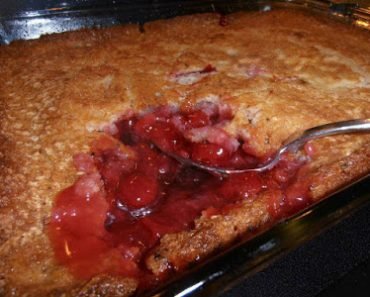 EASY FRUIT COBBLER