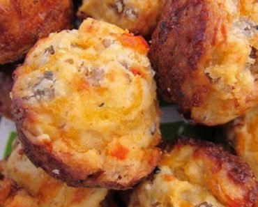 CREAM CHEESE SAUSAGE BALLS