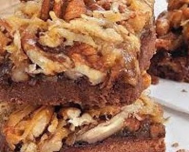 GERMAN CHOCOLATE PECAN PIE BARS