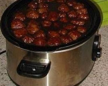 CROCKPOT MEATBALLS