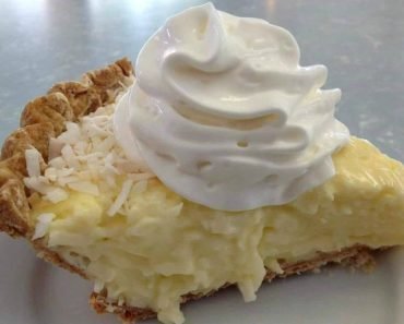 GREAT GRANDMA’S COCONUT CREAM PIE